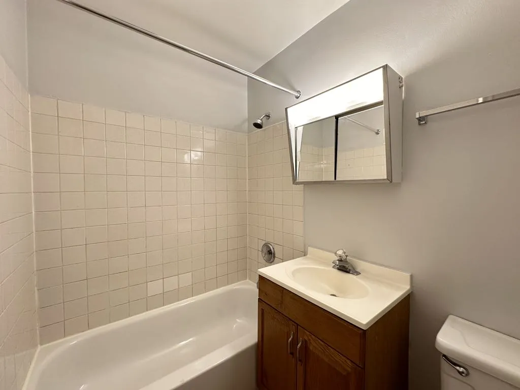 4537 N Dover St, , 60640, USA 60640-unit#2H-Chicago-IL