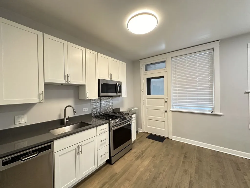 1452 W Winnemac Ave, ,  60640, USA 60640-unit#3-Chicago-IL
