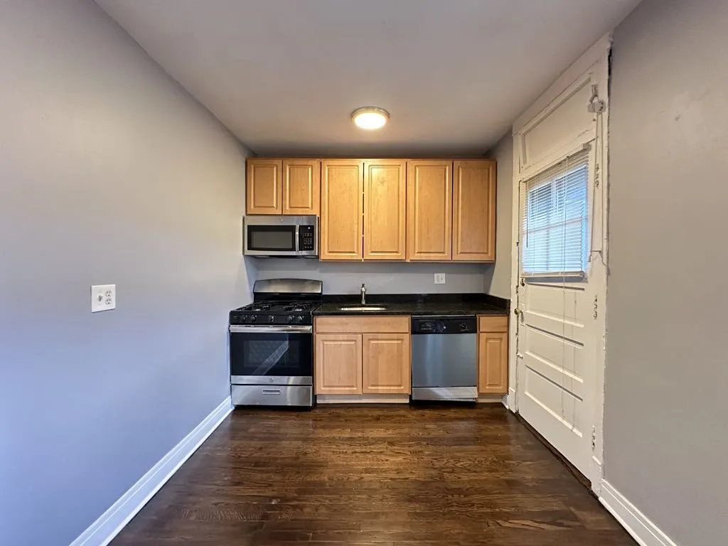 3602 W Sunnyside Ave, ,  60625, USA 60625-unit#3-Chicago-IL