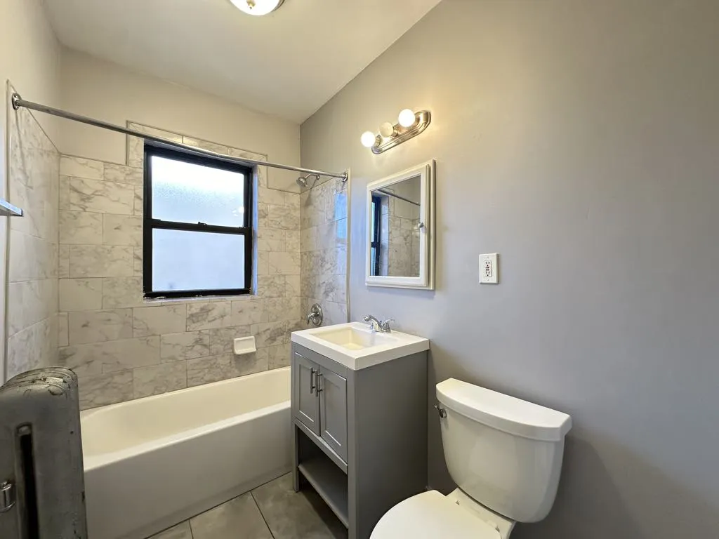 3602 W Sunnyside Ave, ,  60625, USA 60625-unit#3-Chicago-IL