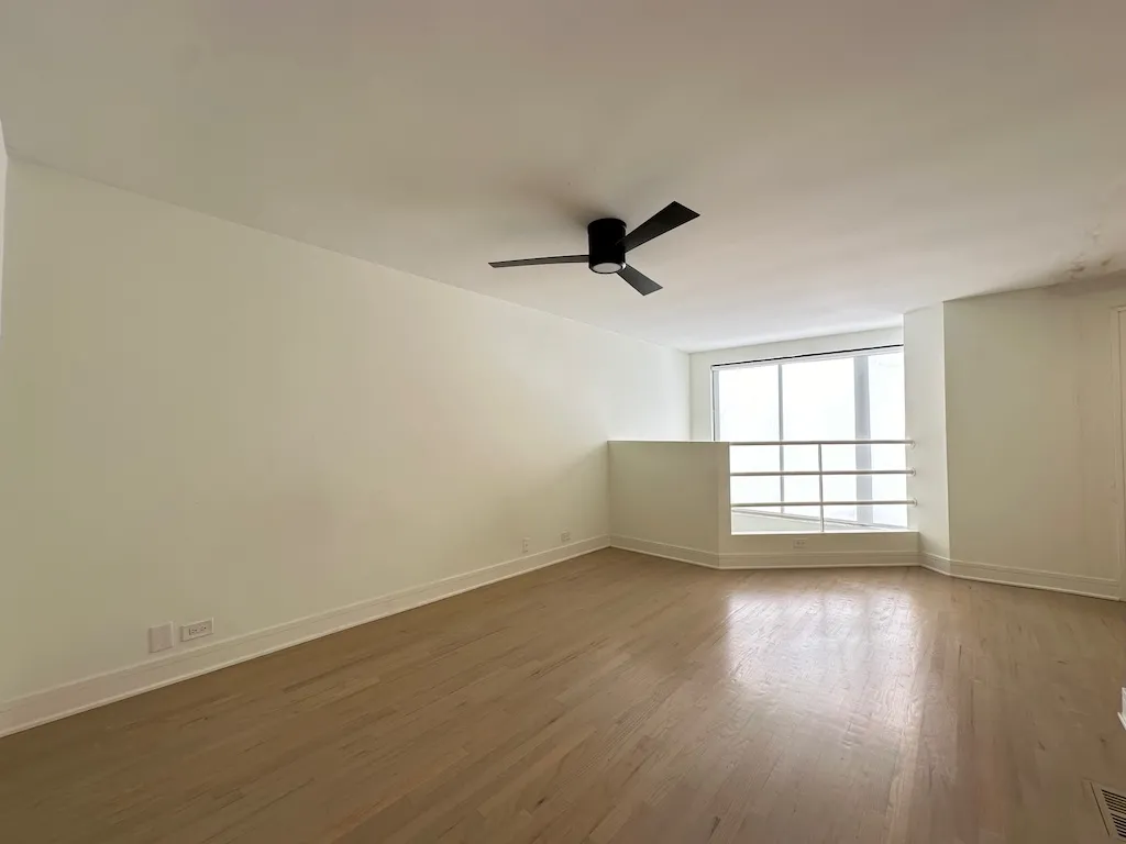 944 W Grace St, , 60613, USA 60613-unit#F201-Chicago-IL