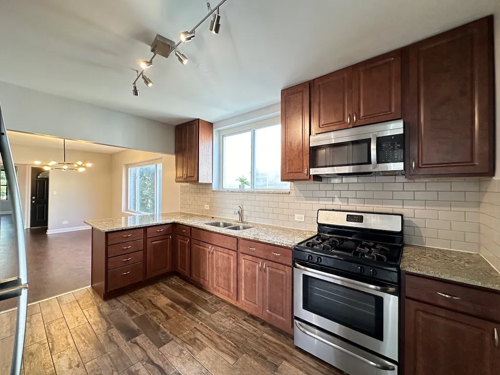 2617 W Rascher Ave, ,  60625, USA 60625-unit#2-Chicago-IL