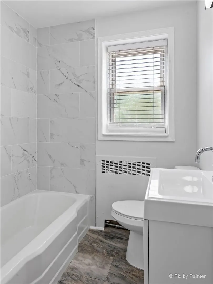 2731 W Berwyn Ave, ,  60625, USA 60625-unit#3-Chicago-IL