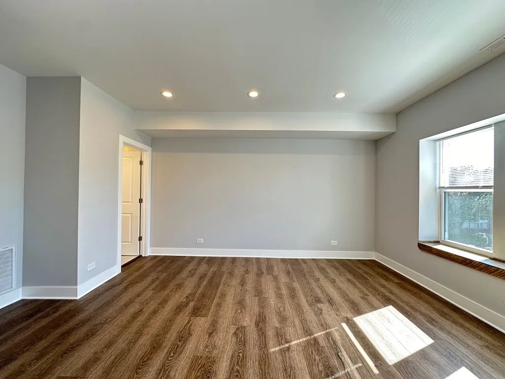 3358 W Montrose Ave, ,  60618, USA 60618-unit#2-Chicago-IL