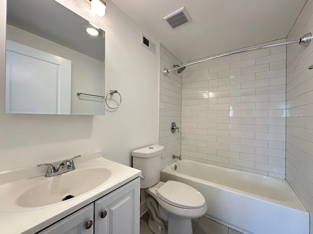 3358 W Montrose Ave, ,  60618, USA 60618-unit#2-Chicago-IL
