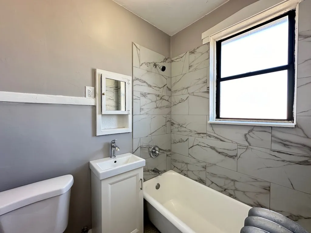 3123 N Hamlin Ave, ,  60618, USA 60618-unit#3C-Chicago-IL