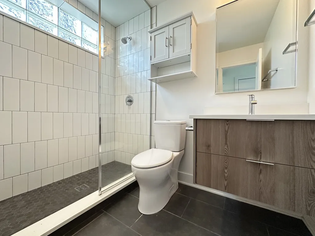 954 W Grace St, , 60613, USA 60613-unit#H202-Chicago-IL