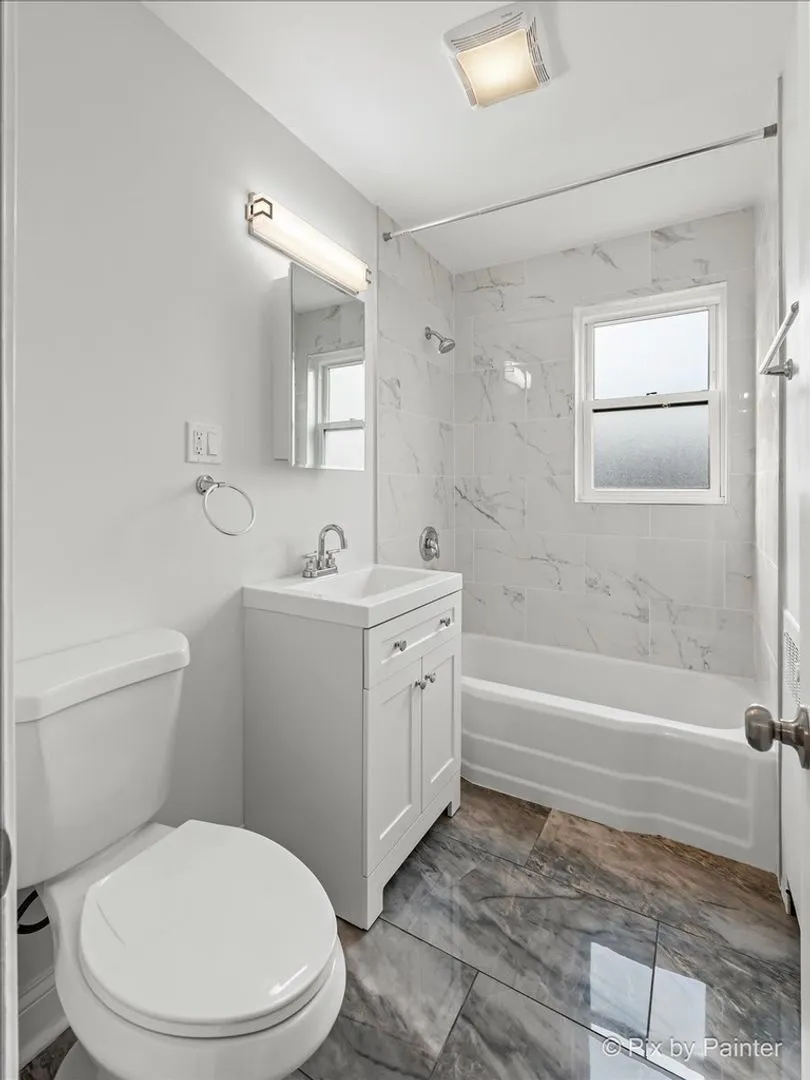2719 W Berwyn Ave, , 60625, USA 60625-unit#3-Chicago-IL