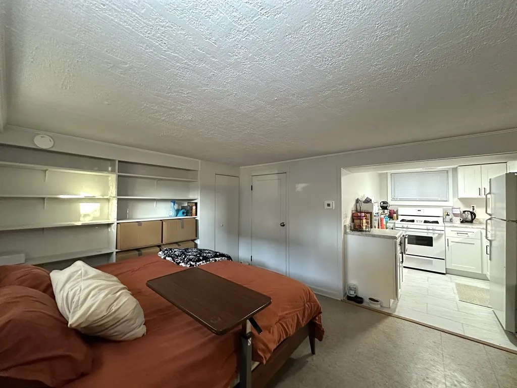 5701 N Keystone Ave, , 60646, USA 60646-unit#G-Chicago-IL