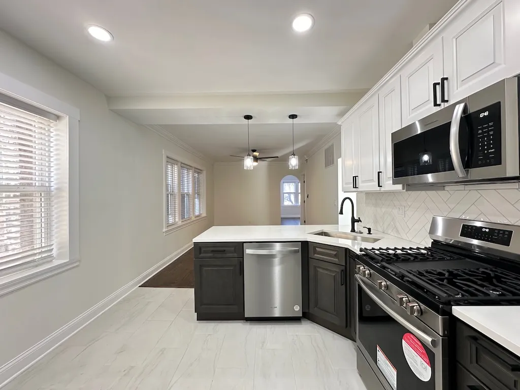 3045 W Addison St, ,  60618, USA 60618-unit#1-Chicago-IL