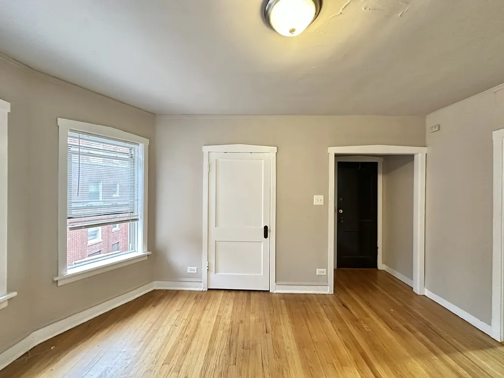 4027 W Melrose St, , 60641, USA 60641-unit#2S-Chicago-IL