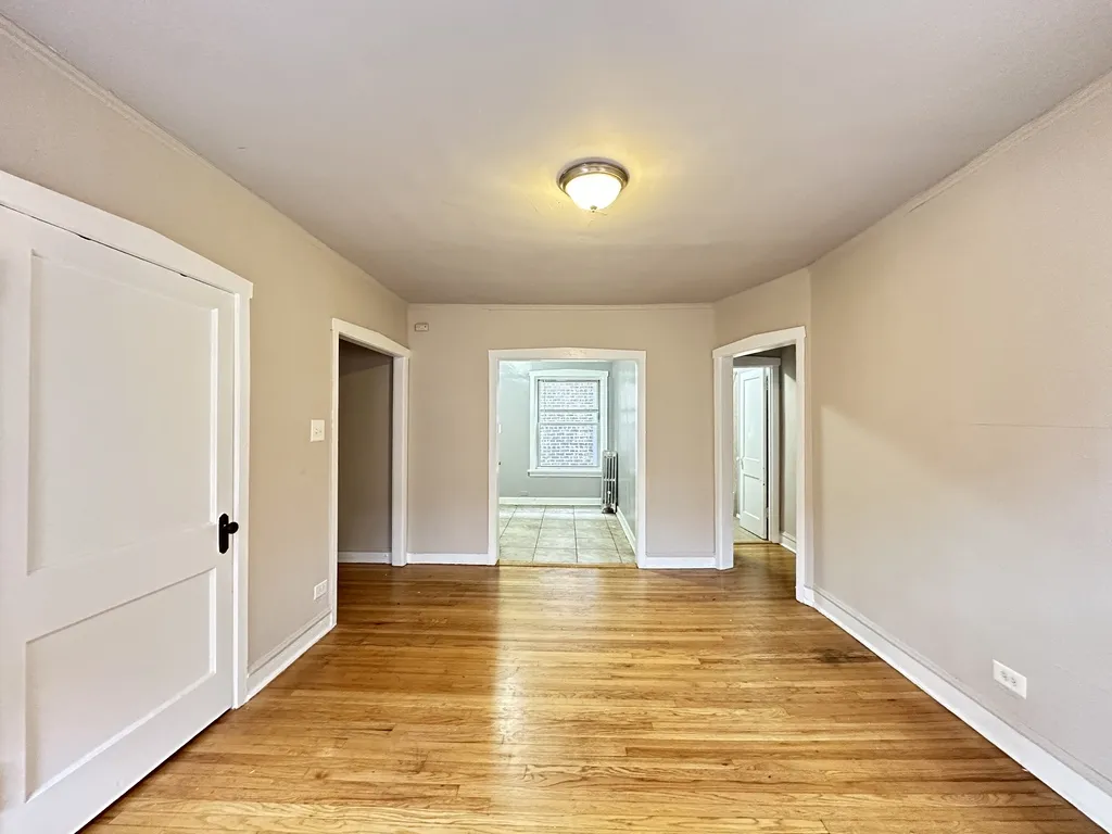 4027 W Melrose St, , 60641, USA 60641-unit#2S-Chicago-IL