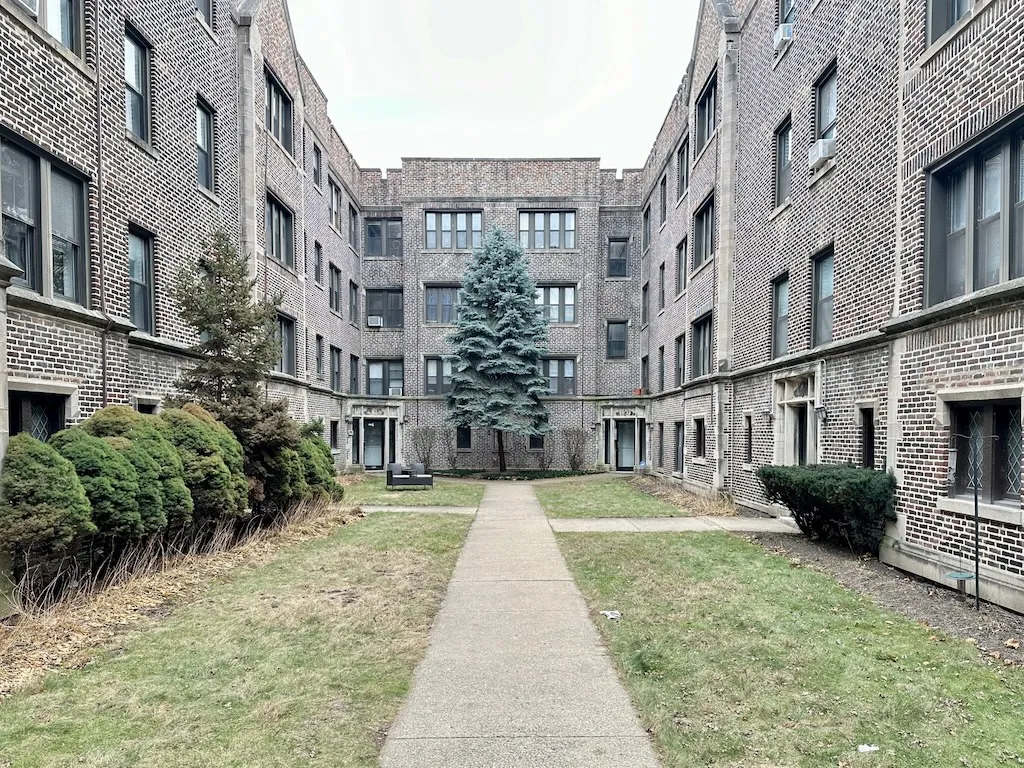 1321 W Estes Ave, , 60626, USA 60626-unit#34-Chicago-IL