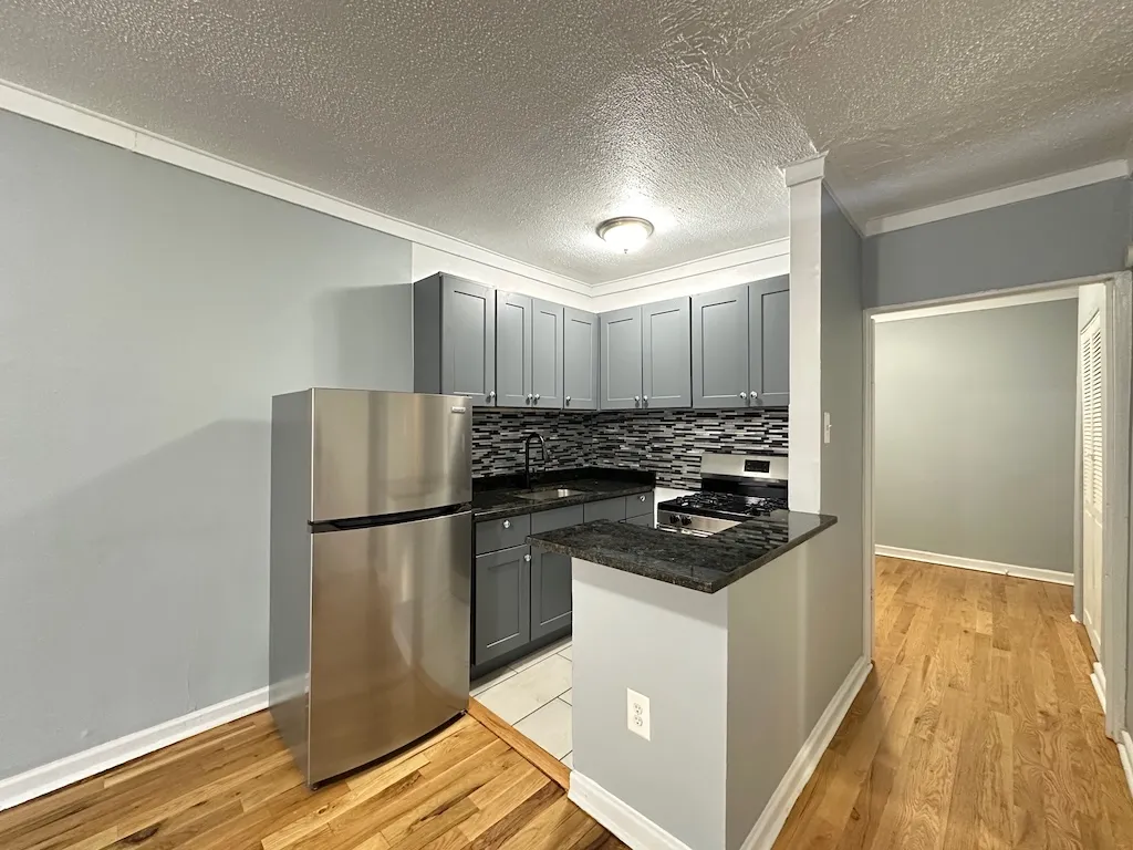 5668 N Ridge Ave, , 60660, USA 60660-unit#1N-Chicago-IL