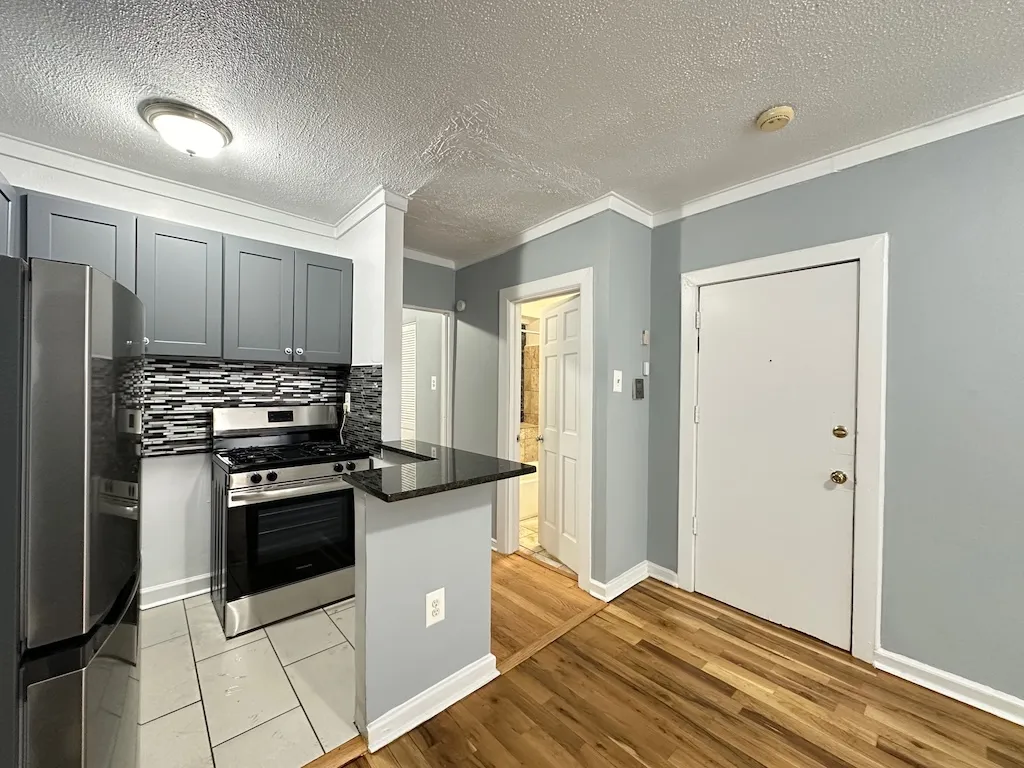 5668 N Ridge Ave, , 60660, USA 60660-unit#1N-Chicago-IL