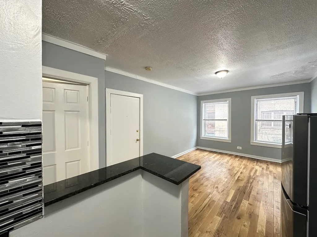 5668 N Ridge Ave, , 60660, USA 60660-unit#1N-Chicago-IL