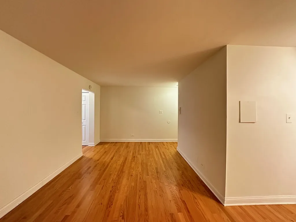 3710 N Pine Grove Ave, ,  60613, USA 60613-unit#418-Chicago-IL