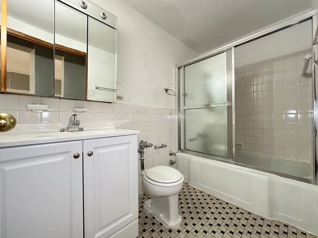 4180 N Marine Dr, , 60613, USA 60613-unit#1209-Chicago-IL