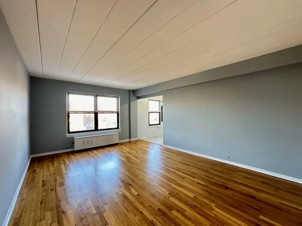 1360 W Touhy Ave, , 60626, USA 60626-unit#510-Chicago-IL