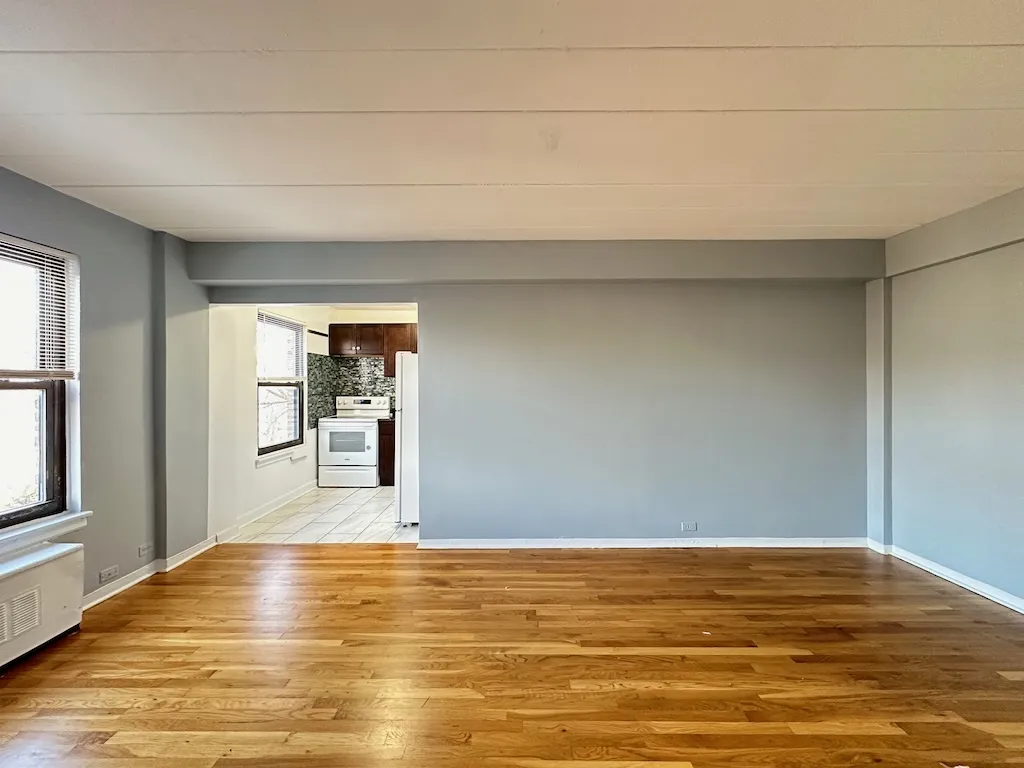 1360 W Touhy Ave, , 60626, USA 60626-unit#510-Chicago-IL
