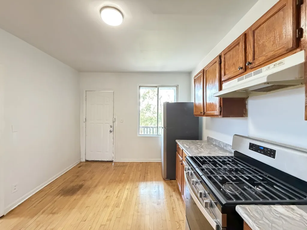 4251 W Haddon Ave, ,  60651, USA 60651-unit#2-Chicago-IL