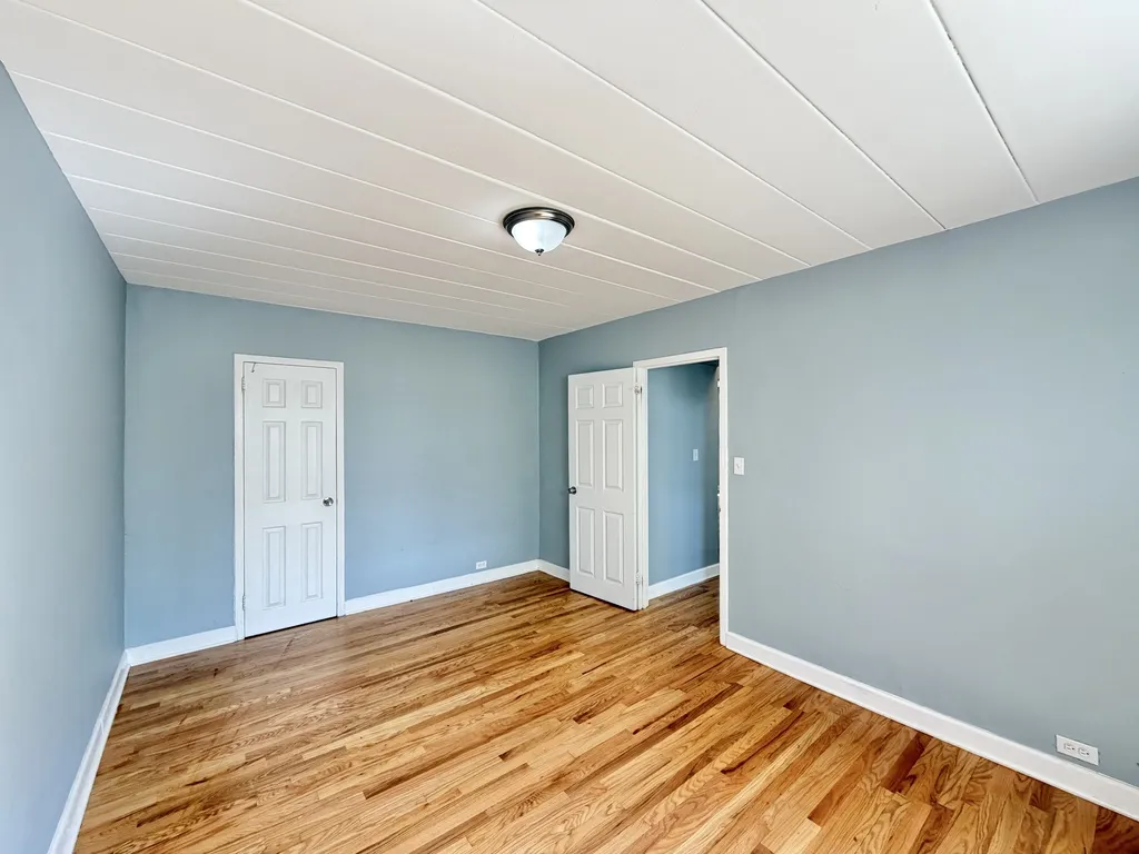 1360 W Touhy Ave, ,  60626, USA 60626-unit#301-Chicago-IL