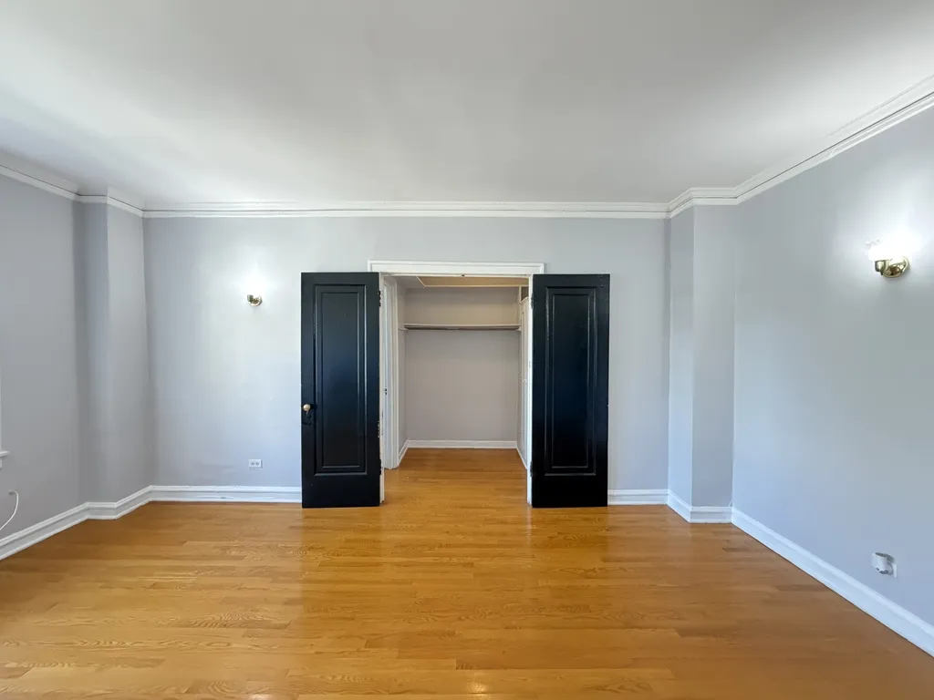 917 W Eastwood Ave, , 60640, USA 60640-unit#704-Chicago-IL