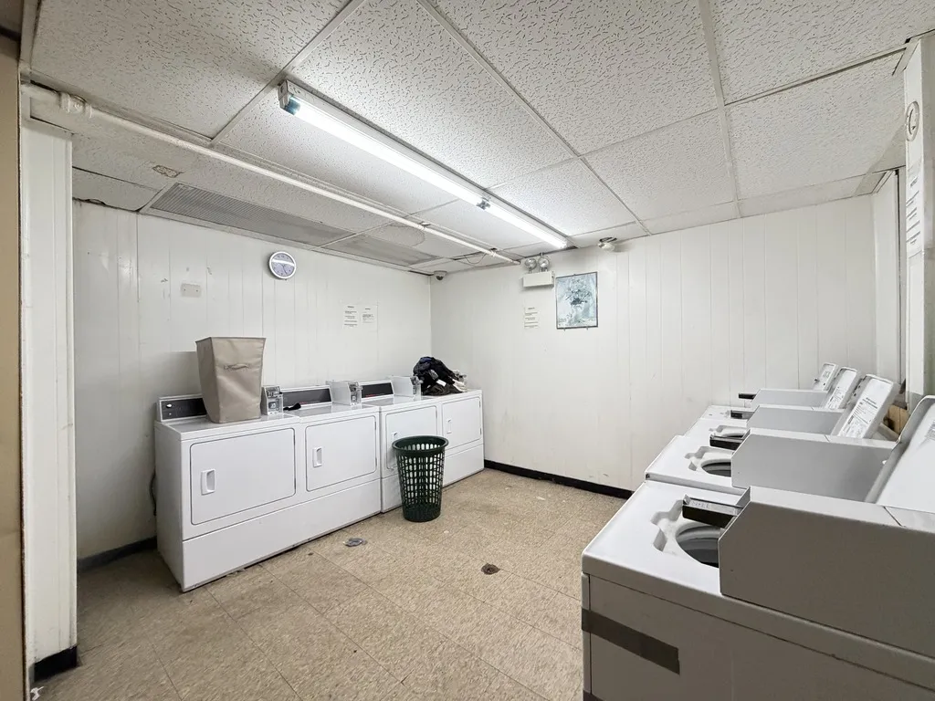 917 W Eastwood Ave, , 60640, USA 60640-unit#704-Chicago-IL