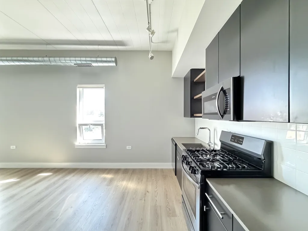 941 W Belmont Ave, , 60657, USA 60657-unit#501-Chicago-IL