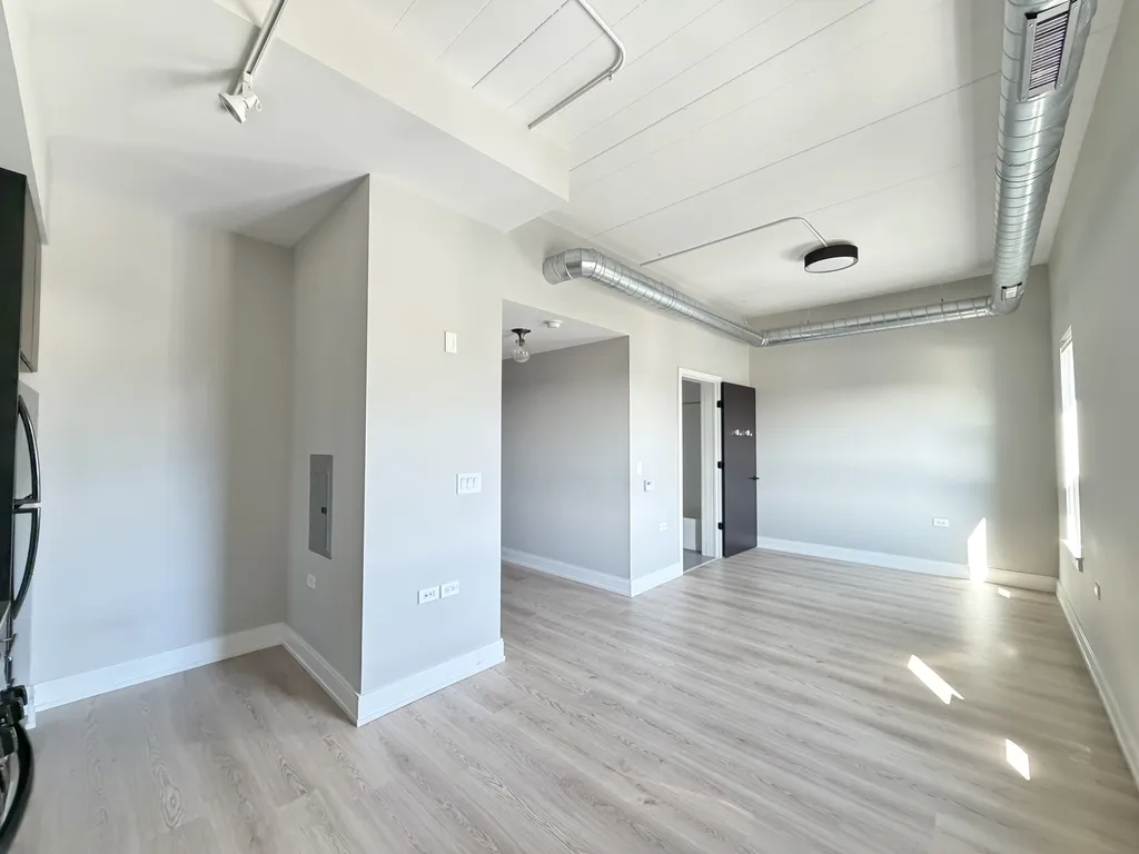 941 W Belmont Ave, , 60657, USA 60657-unit#501-Chicago-IL
