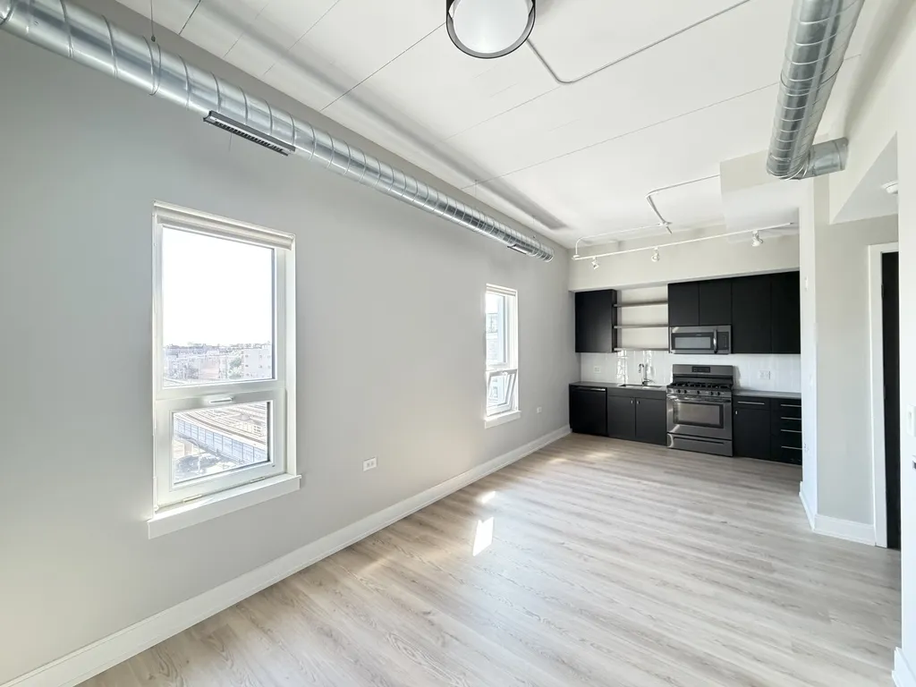 941 W Belmont Ave, , 60657, USA 60657-unit#501-Chicago-IL