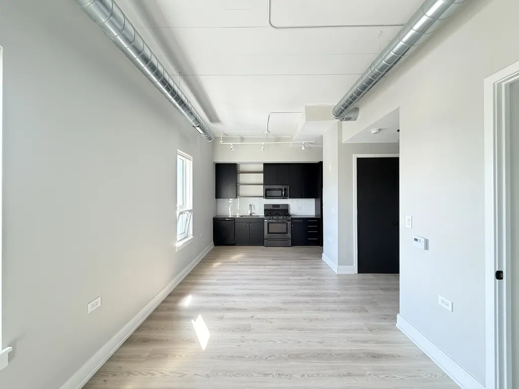 941 W Belmont Ave, , 60657, USA 60657-unit#501-Chicago-IL