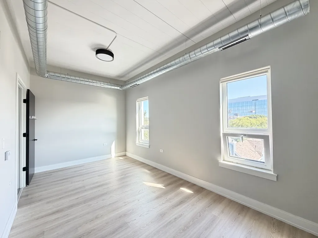 941 W Belmont Ave, , 60657, USA 60657-unit#501-Chicago-IL