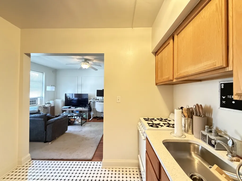 4531 N Ashland Ave, , 60640, USA 60640-unit#205-Chicago-IL