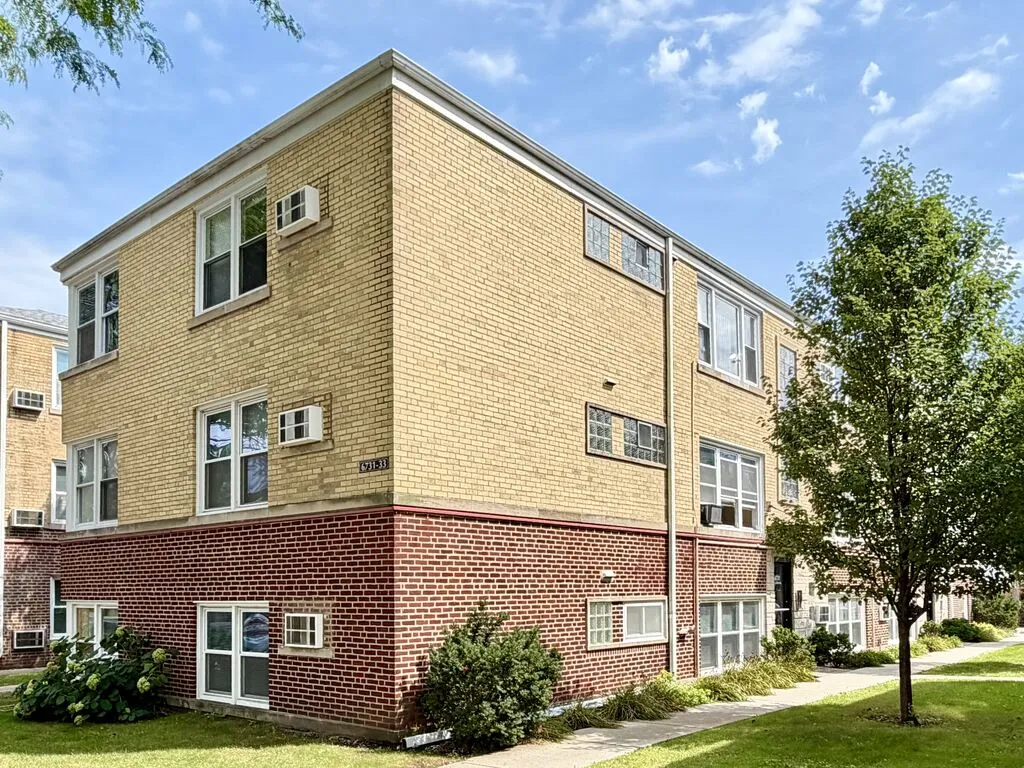 6731 N California Ave, , 60645, USA 60645-unit#GS-Chicago-IL