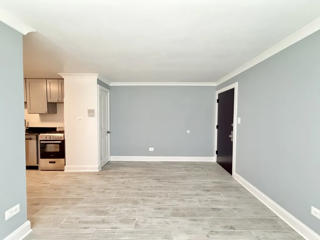 6731 N California Ave, , 60645, USA 60645-unit#GS-Chicago-IL