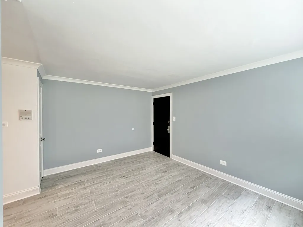 6731 N California Ave, , 60645, USA 60645-unit#GS-Chicago-IL