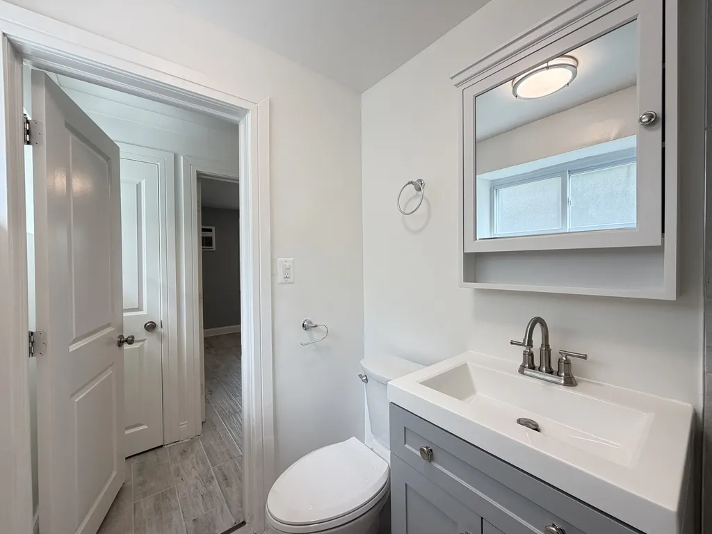 6731 N California Ave, , 60645, USA 60645-unit#GS-Chicago-IL