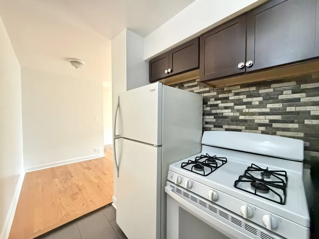 6830 N Sheridan Rd, , 60626, USA 60626-unit#266-Chicago-IL