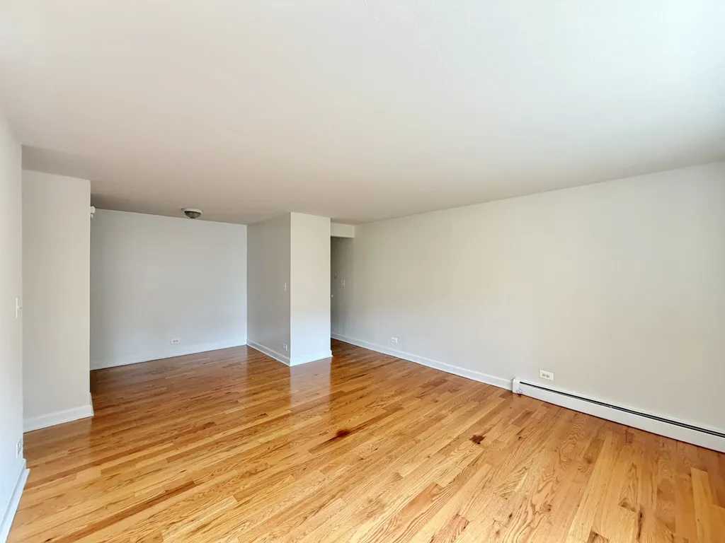 6830 N Sheridan Rd, , 60626, USA 60626-unit#266-Chicago-IL