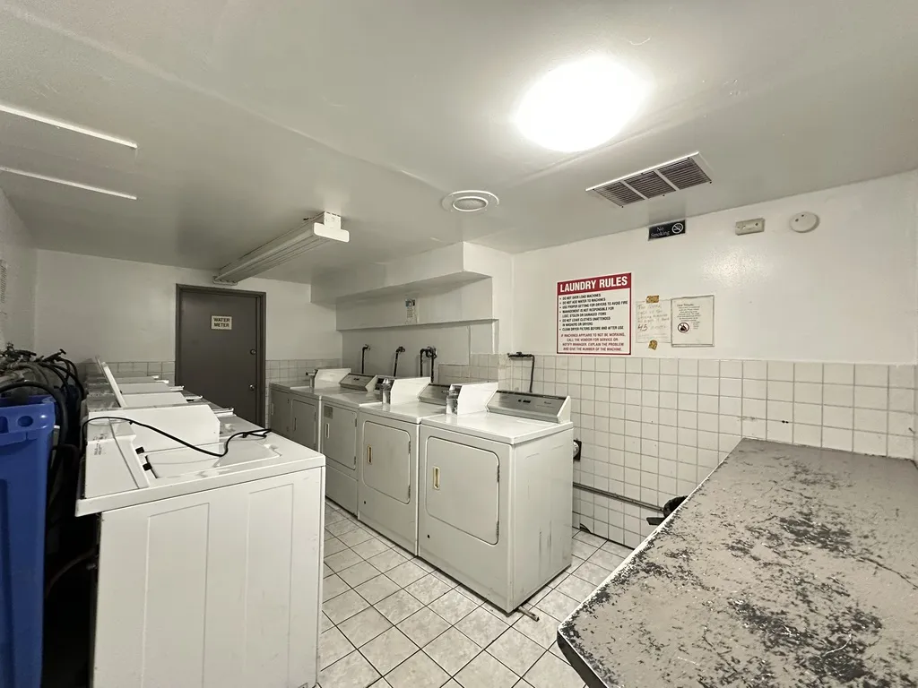 6830 N Sheridan Rd, , 60626, USA 60626-unit#266-Chicago-IL