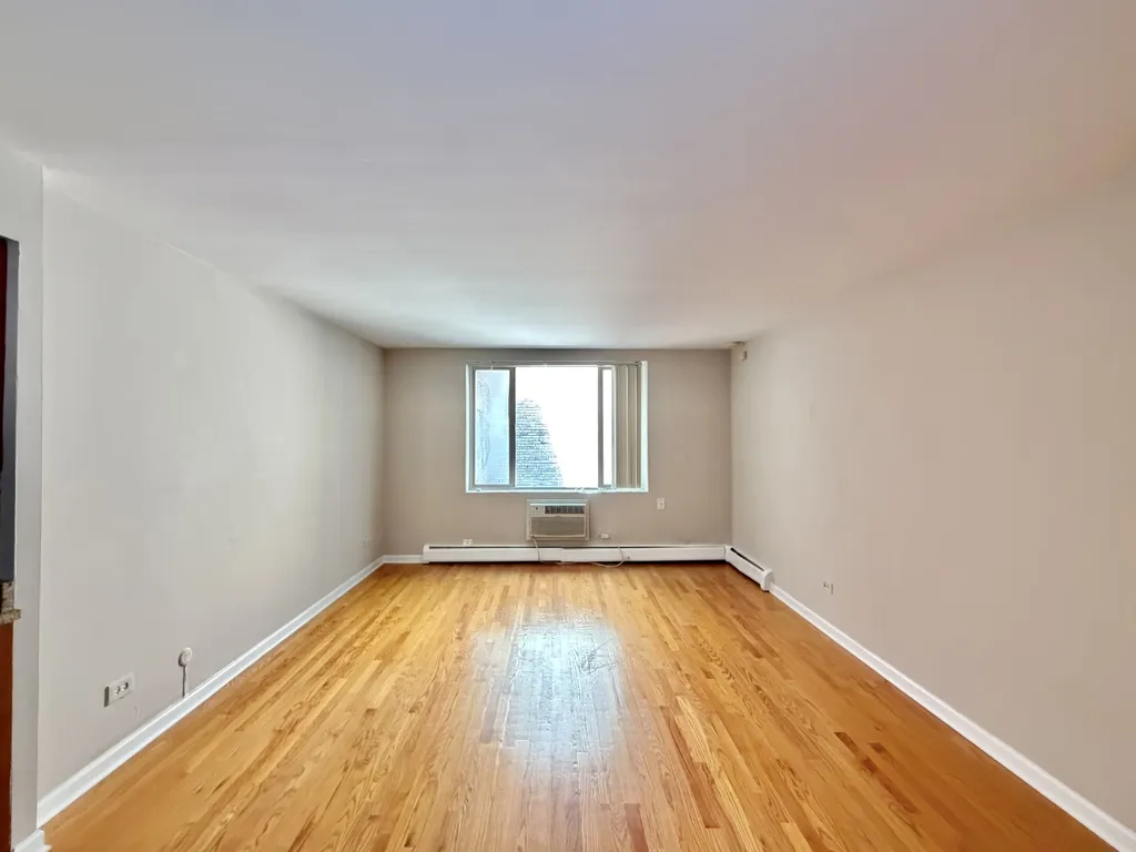 5820 N Sheridan Rd, ,  60660, USA 60660-unit#409-Chicago-IL