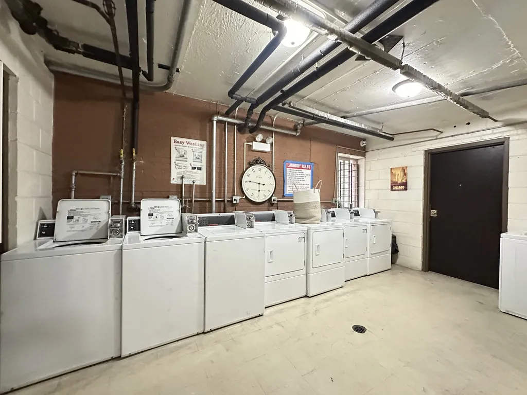 5820 N Sheridan Rd, ,  60660, USA 60660-unit#409-Chicago-IL