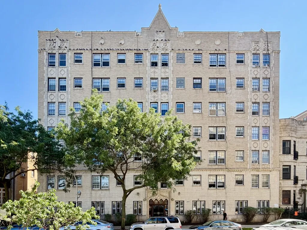 917 W Eastwood Ave, , 60640, USA 60640-unit#418-Chicago-IL