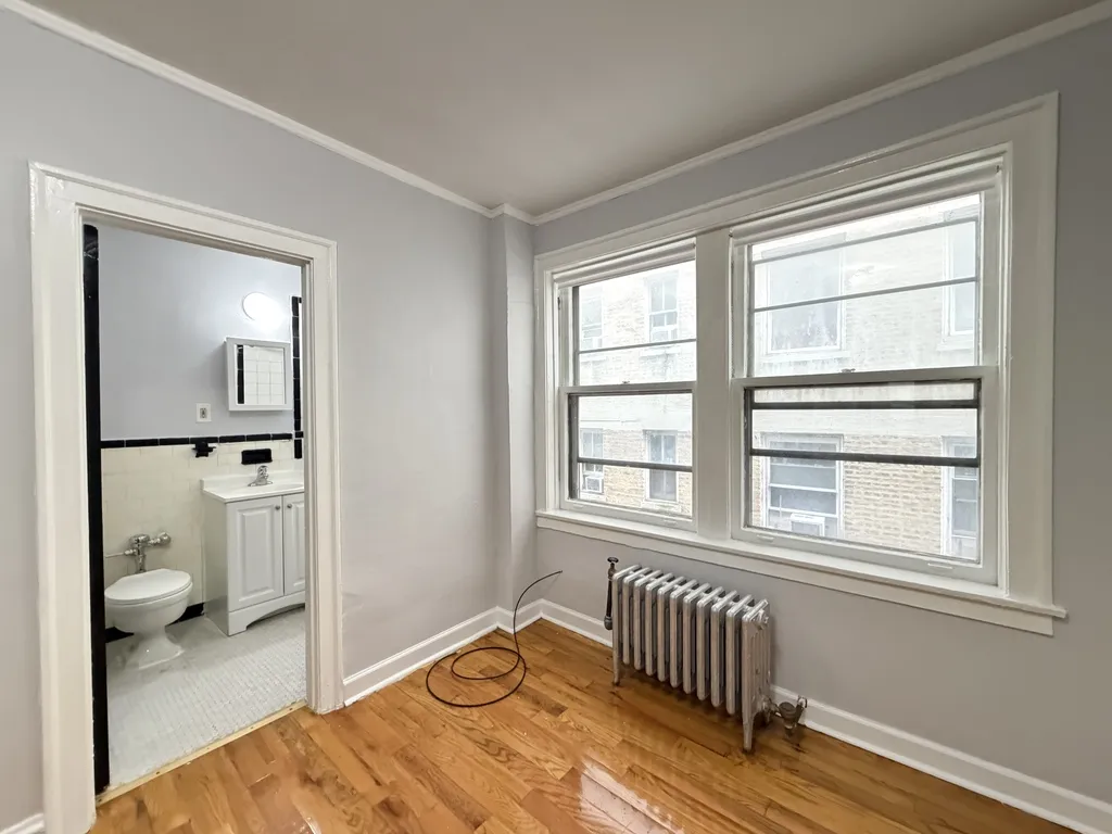 917 W Eastwood Ave, , 60640, USA 60640-unit#418-Chicago-IL