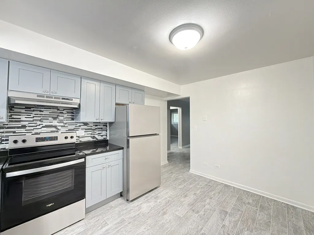 1408 Carol St, Park Ridge,  60068, USA 60068-unit#3C-Chicago-IL