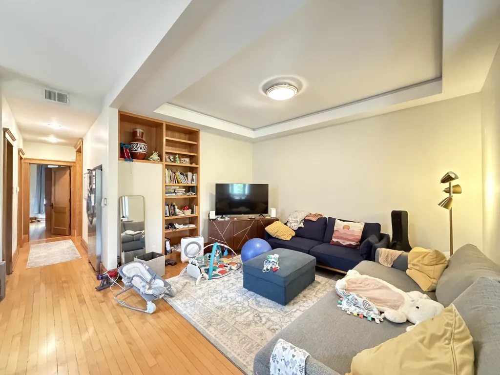 833 N Rockwell St, , 60622, USA 60622-unit#3-Chicago-IL