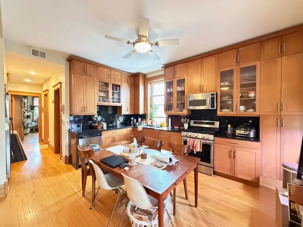 835 N Rockwell St, ,  60622, USA 60622-unit#3-Chicago-IL