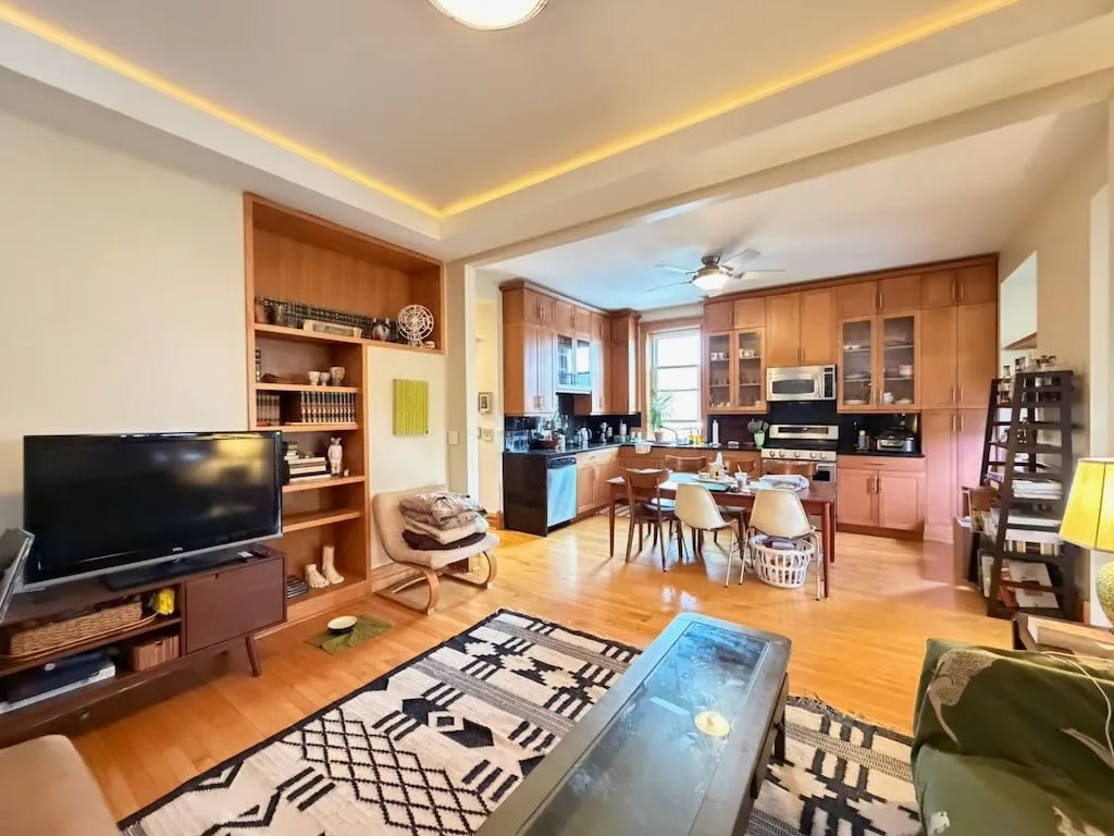 835 N Rockwell St, ,  60622, USA 60622-unit#3-Chicago-IL