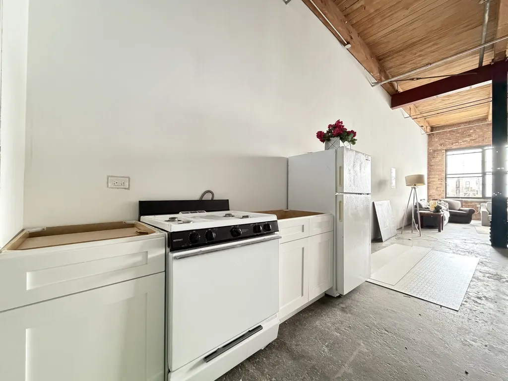 3144 W Carroll Ave, , 60612, USA 60612-unit#203-Chicago-IL